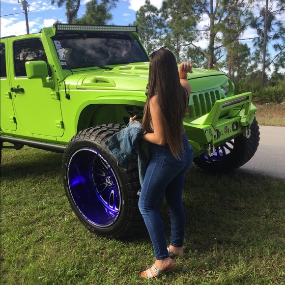 Meet your Posher, Daniela - Picture 1 of 1